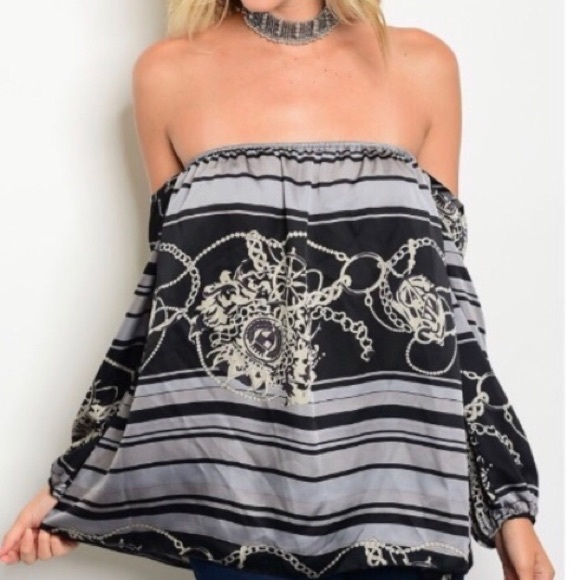 ZLG Style Tops - 🆕🇺🇸 Black & Silver Off-Shoulder Top